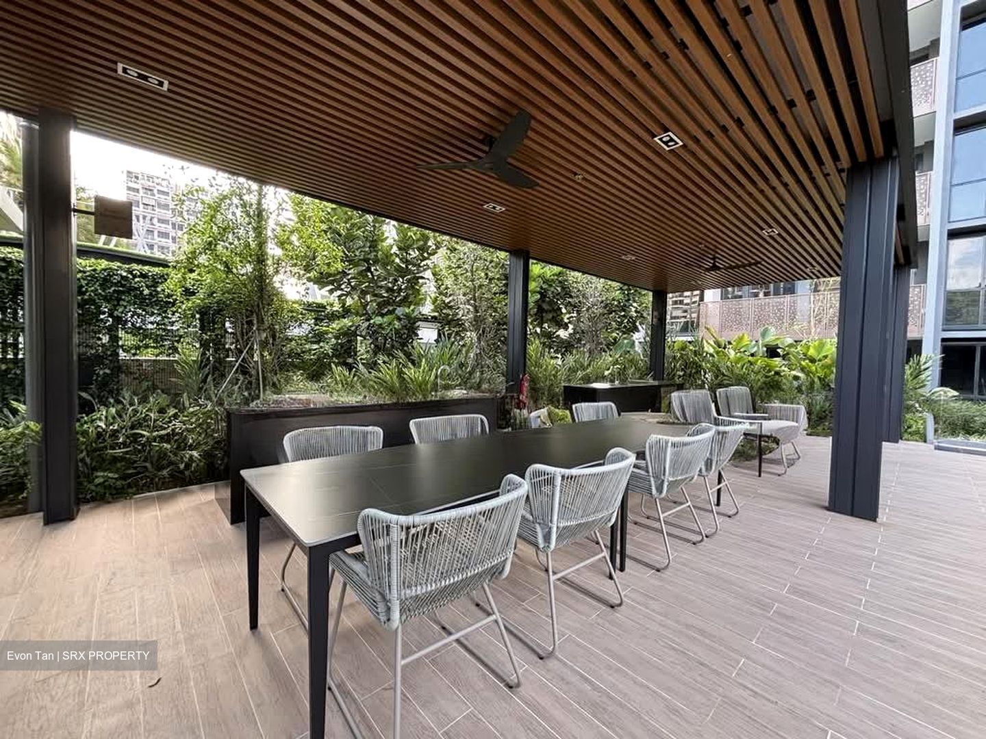 Tanah Merah Kechil Link (D16), Condominium #556527081